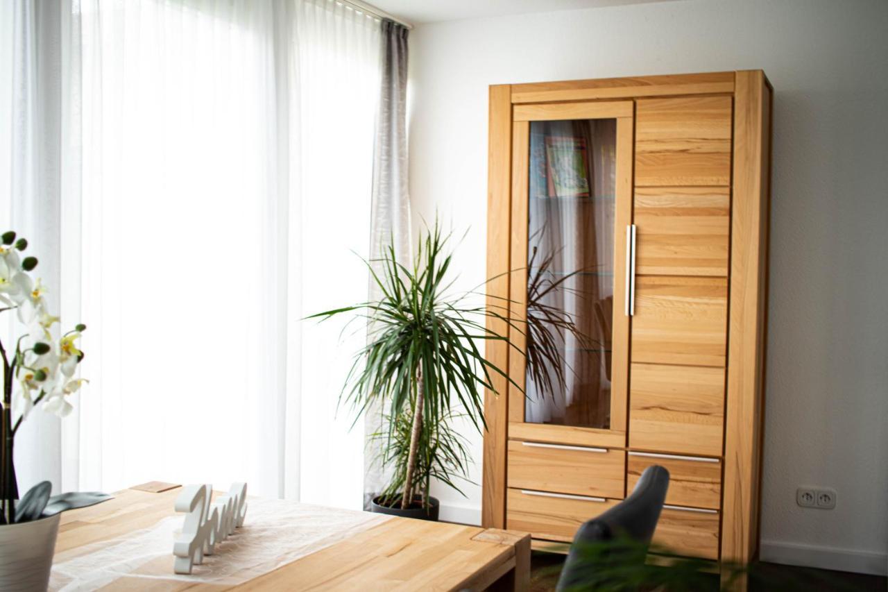 Ferienwohnung Am Schlosspark Ebersdorf  ภายนอก รูปภาพ