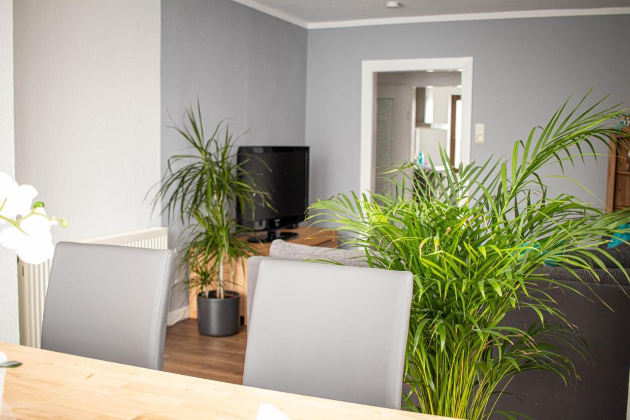 Ferienwohnung Am Schlosspark Ebersdorf  ภายนอก รูปภาพ